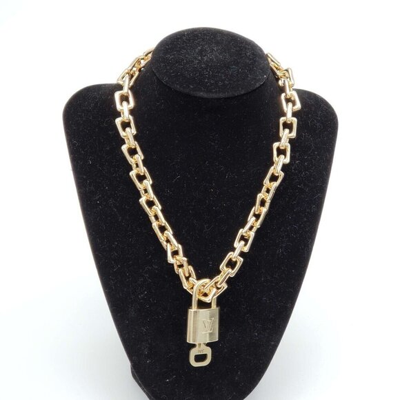 100% Auth Louis Vuitton Lock & Key with Unbranded Gold Plated Chain Necklace